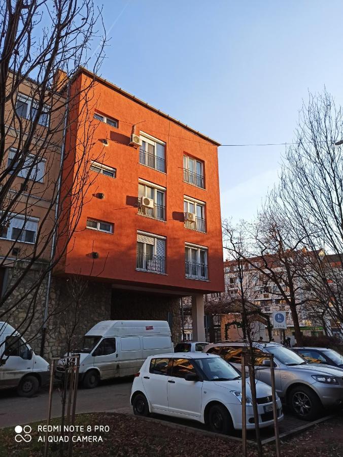 Centrum 2 Apartman Szolnok Exteriör bild